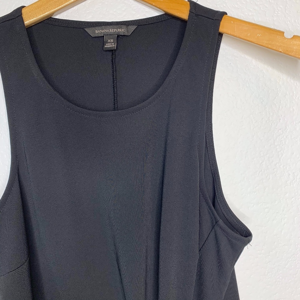 BANANA REPUBLIC Front Twist Sleeveless Top BLACK